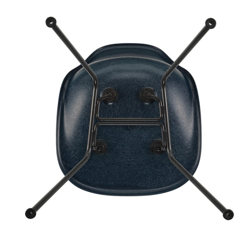 Cadeira Eames em Fibra de Vidro DSX / Base Preta